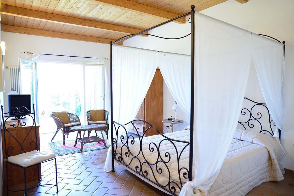 Agriturismo Al Colle ベルティノーロ エクステリア 写真